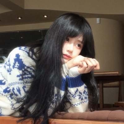 圈养的妇女